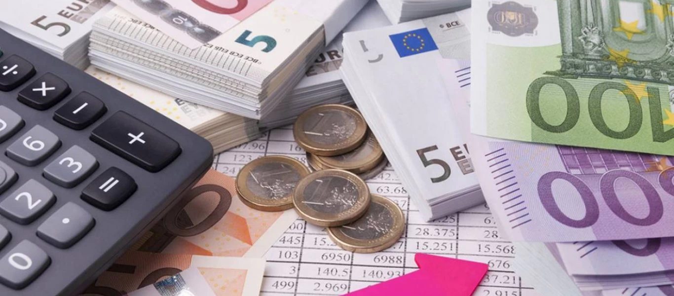 Δείτε αναλυτικά πως θα πληρωθούν φέτος οι φόροι: Οι νέες ρυθμίσεις, οι δόσεις και οι εκπτώσεις